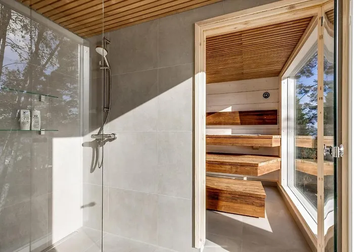 Rantaniemi 12-20 Beds 别墅